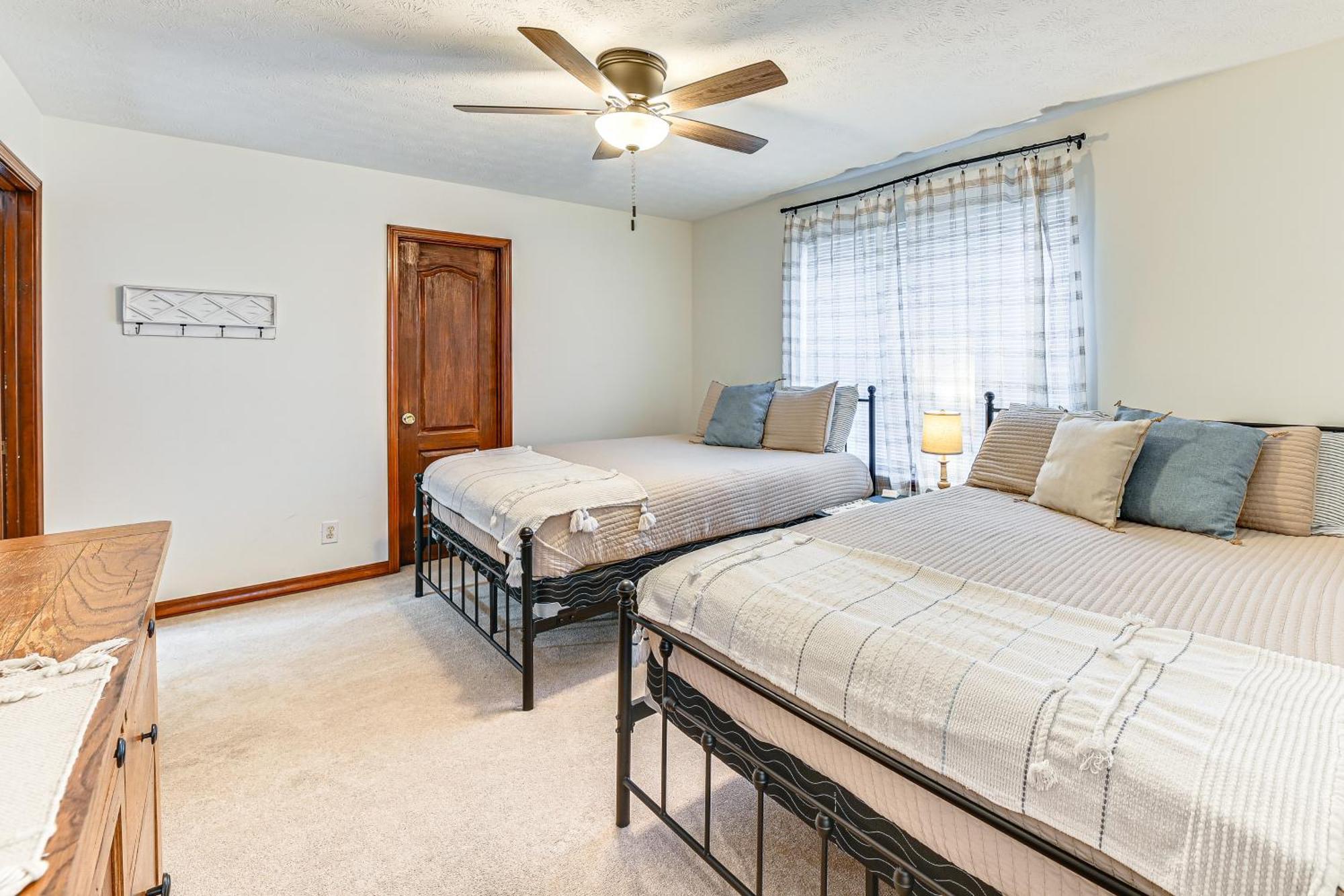 Williamstown Gem With Private Pool And Hot Tub!ヴィラ エクステリア 写真
