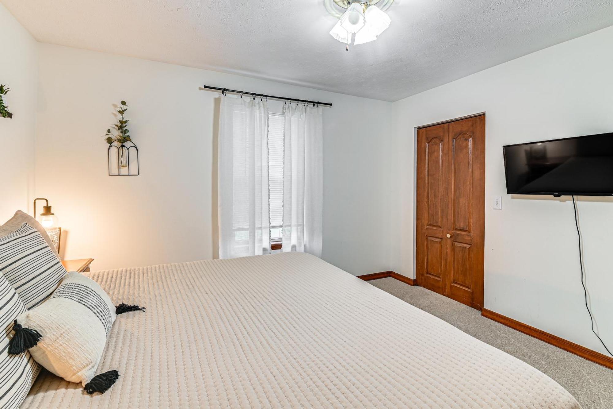 Williamstown Gem With Private Pool And Hot Tub!ヴィラ エクステリア 写真