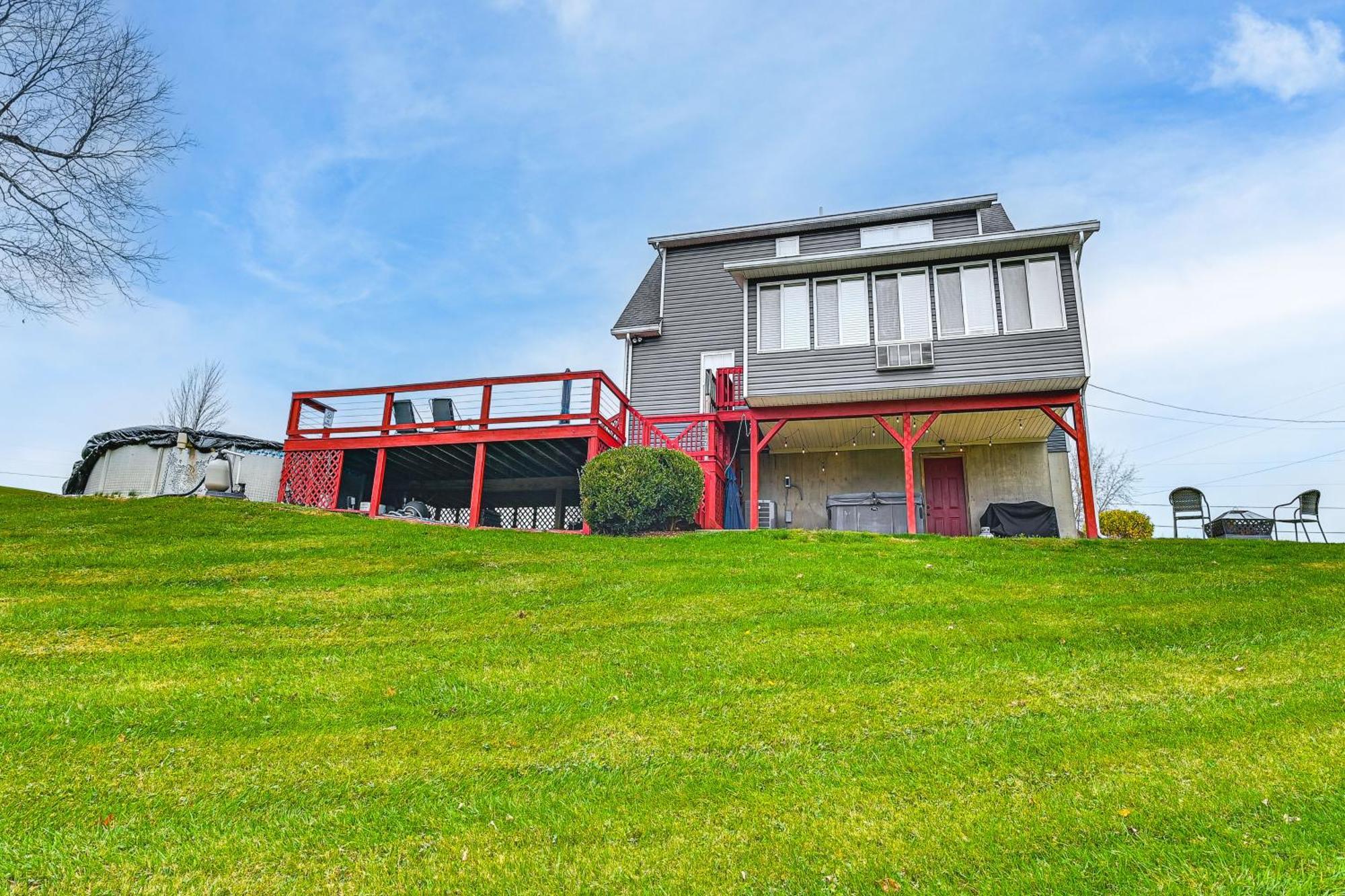 Williamstown Gem With Private Pool And Hot Tub!ヴィラ エクステリア 写真